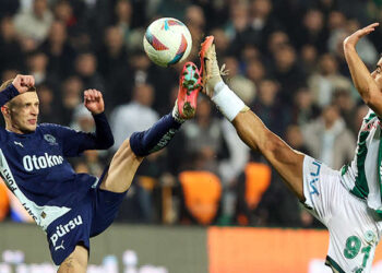 Safa Kar yazdı l Fenerbahçe güç bela kazandı!