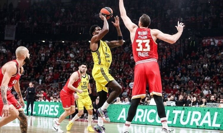 Fenerbahçe Beko, Yunanistan’dan Olympiakos zaferiyle dönüyor: 87-77