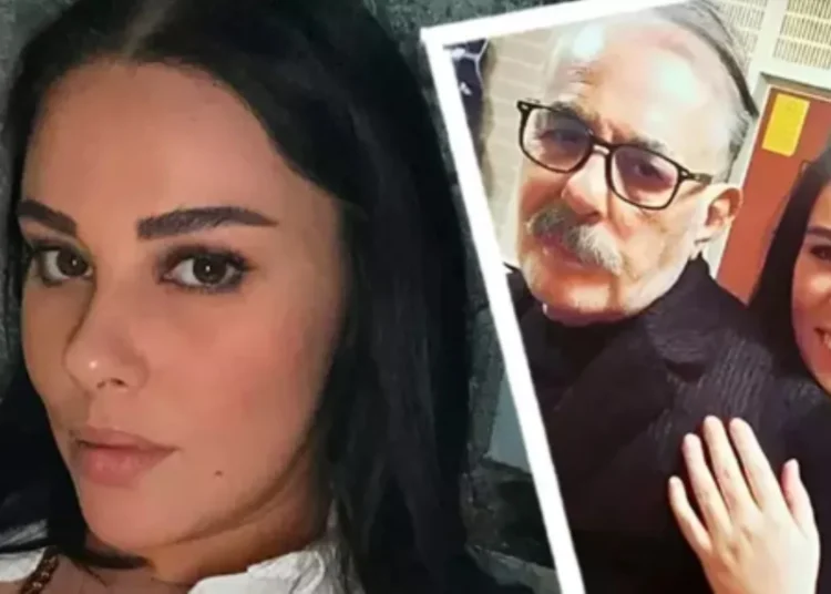 Tuğçe Tayfur’un, babası Ferdi Tayfur’a küfürlü mesajlar attığı iddiası 1 Tuğçe Tayfur’un, babası Ferdi Tayfur’a küfürlü mesajlar attığı iddiası