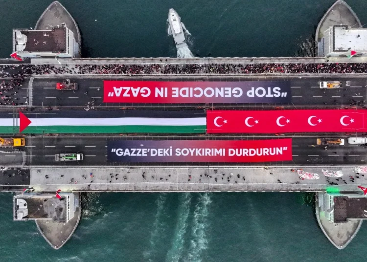 Büyük Filistin Yürüyüşü başladı… Gazze’deki katliama ‘dur’ demek için… 1 Büyük Filistin Yürüyüşü başladı… Gazze’deki katliama ‘dur’ demek için…