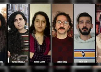 Gözaltına alınan 6 gazeteci, “örgüt üyeliği” suçlamasıyla tutuklandı