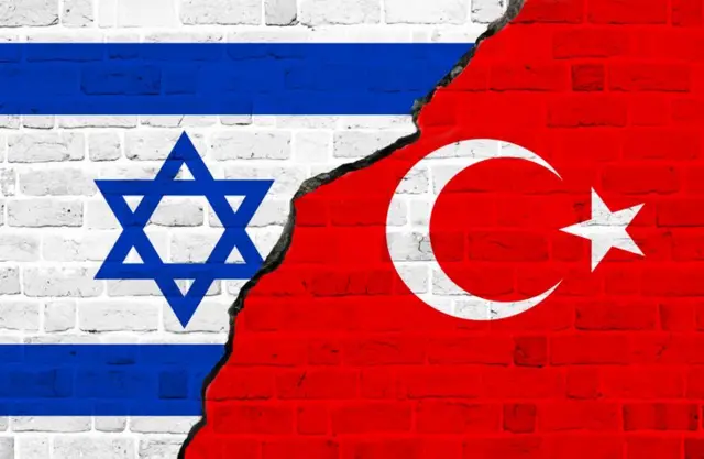 Guardian'ın analizi: Türkiye ile İsrail Suriye’de karşı karşıya gelebilir