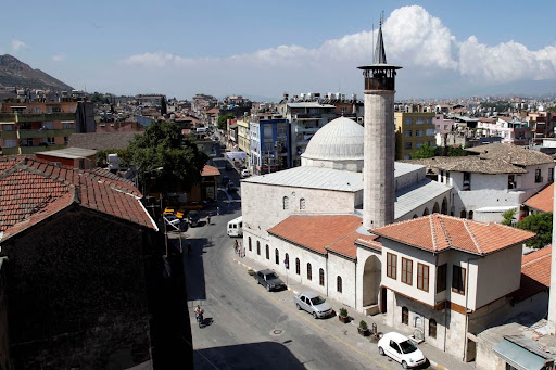 Habib-i Neccar Camii'nin kubbe kalıbı yerleştirildi