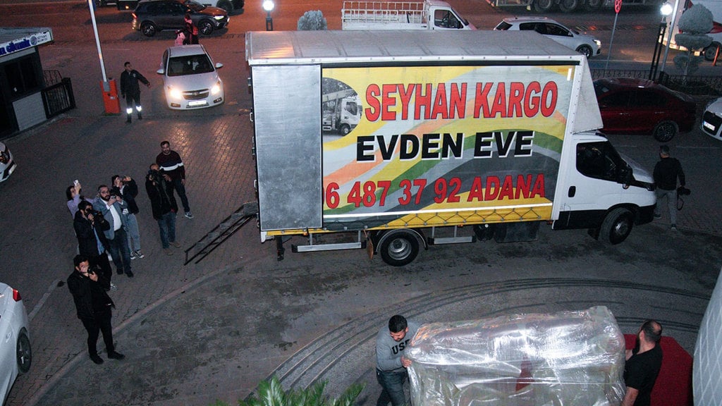 CHP’li Seyhan Belediyesi’ne haciz şoku!