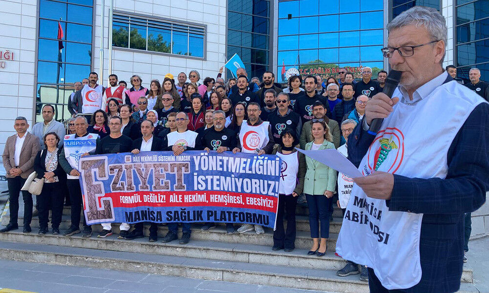 Aile hekimleri üçüncü kez iş bıraktı; sağlık ocakları 5 gün kapalı! 4 Aile hekimleri üçüncü kez iş bıraktı; sağlık ocakları 5 gün kapalı!