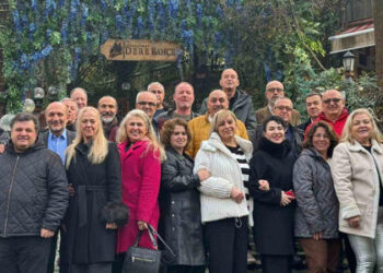 Lise arkadaşları, milletvekilinin öncülüğünde 40 yıl sonra buluştu
