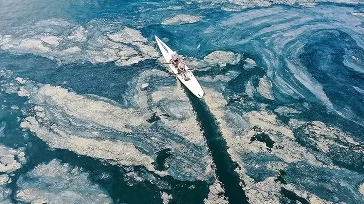 Müsilaj geri döndü, balıkçılar avlanmayı bıraktı: “Sebepler ortadan kalmadan sorun çözülmez”