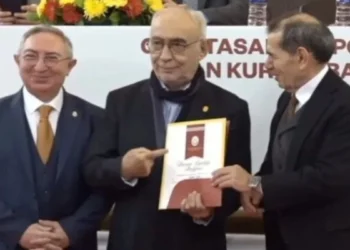 Şener Şen, Galatasaray Divan Kurulu üyesi oldu