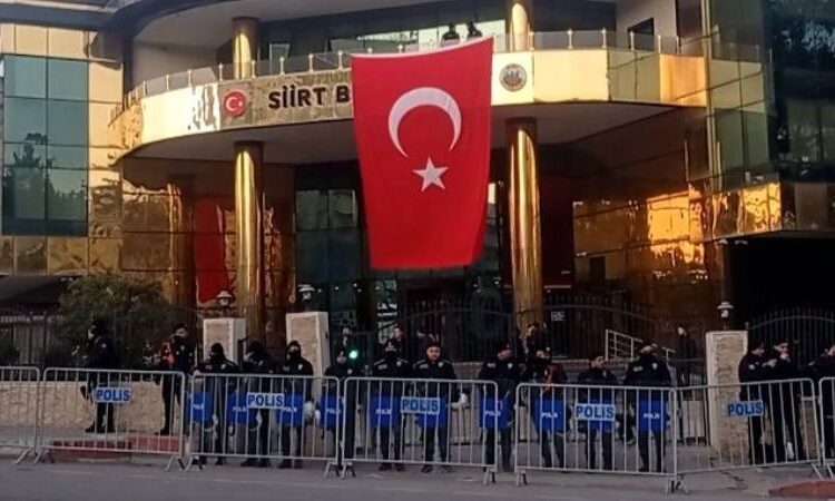 İçişleri Bakanlığı duyurdu; bir belediyeye daha kayyım atandı 1 İçişleri Bakanlığı duyurdu; bir belediyeye daha kayyım atandı