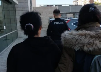 Genç kız, cep telefonu faturası yüzünden hapis yatacak