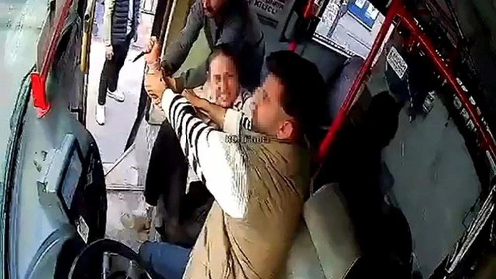 Zahide Yetiş, bir kadının cinsel ilişki görüntülerini izletip 'sizin karınız' mı diye sordu!