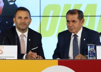 Galatasaray, 9 yabancı futbolcuyu gönderip 9 yeni transfer yaptı