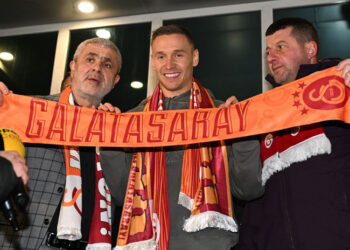 Galatasaray’ın yeni transferi Frankowski İstanbul’a geldi