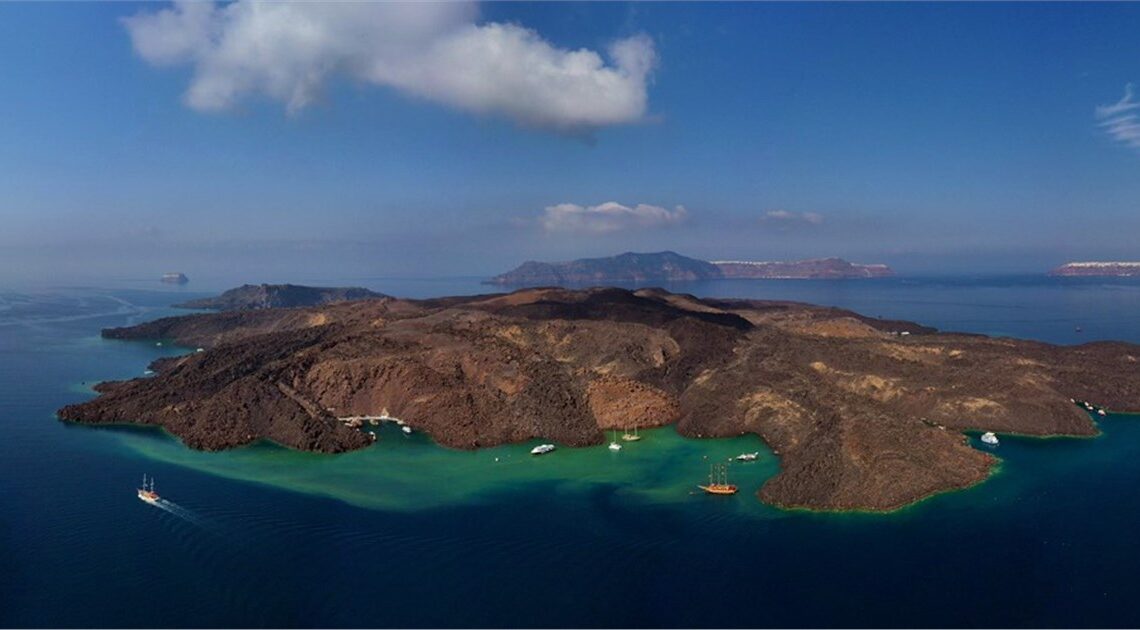 Uzmanlardan uyarı, Santorini adası sulara gömülebilir 1 Uzmanlara göre Santorini’de olası patlama, “yalnız Türkiye değil, dünya için de tehlike”
