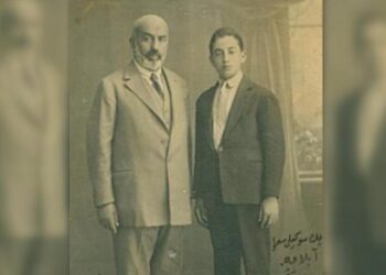 Akif’in oğlu Emin Ersoy’un hayatı, tiyatro sahnesinde