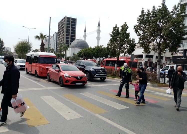 En kötü araba kullanılan, yaya güvenliğinde sınıfta kalan 5 şehir 1 En kötü araba kullanılan, yaya güvenliğinde sınıfta kalan 5 şehir
