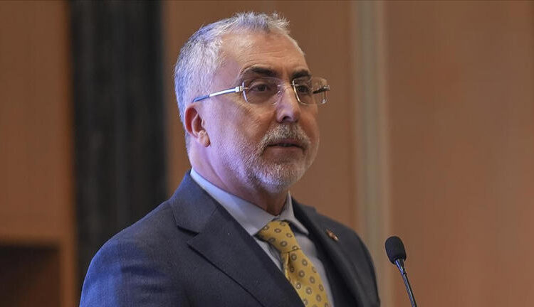 Emeklilere bayram ikramiyesi ne kadar olacak? Bakan Işıkhan’dan açıklama