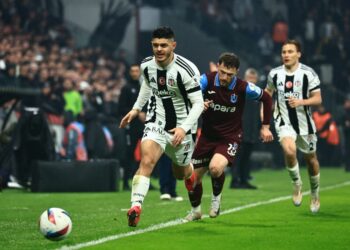 Beşiktaş, derbide Trabzonspor’u 2-1 mağlup etti