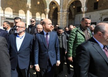 Bilal Erdoğan, beraberindeki heyetle Şam’a gitti: Colani ile görüştüler