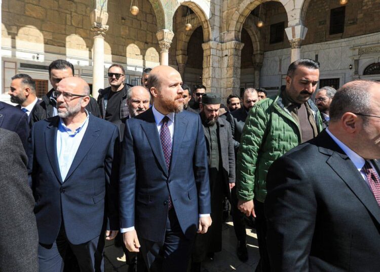 Bilal Erdoğan, beraberindeki heyetle Şam’a gitti: Colani ile görüştüler