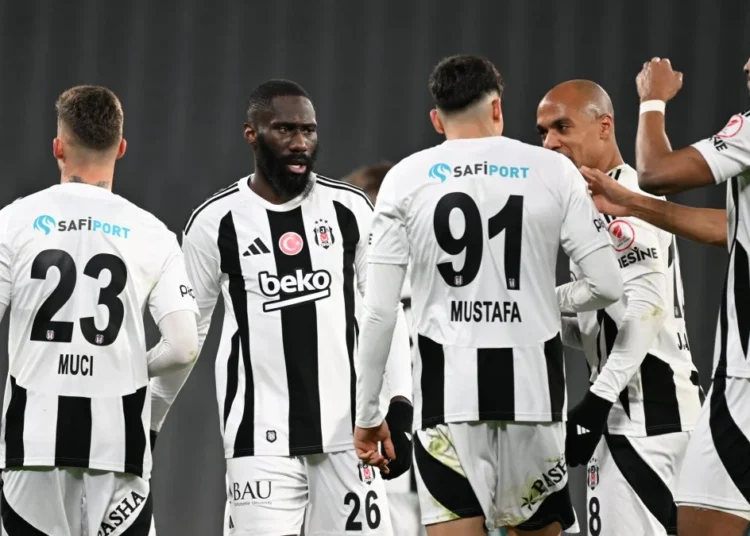 Türkiye Kupası’nda Kırklarelispor'u konuk eden Beşiktaş, 2-0’la moral buldu 1 Türkiye Kupası’nda Kırklarelispor’u konuk eden Beşiktaş, 2-0’la moral buldu