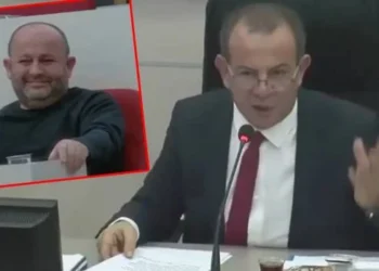 Tanju Özcan’dan AK Partili üyeye sert tepki: 78 insan ölmüş, sen neye gülüyorsun terbiyesiz!