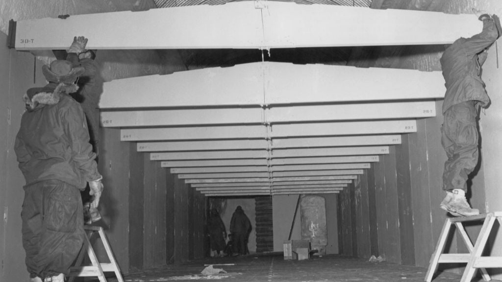 Buzların altında gizli ABD üssü