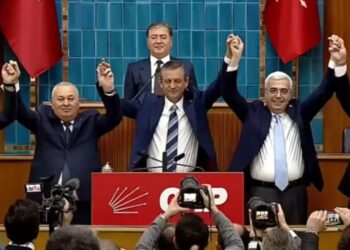 Turkish Post 23 Ocak’ta duyurmuştu: Enginyurt ve Uzun CHP’ye katıldı