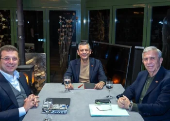 Ön seçime katılmamama kararı alan Mansur Yavaş zamanlamayı doğru bulmadı; ikili aday önerdi