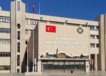 Kayyum, müteahhitten aldığı bağış parasını AK Parti İl Başkanlığı’na teslim etmiş