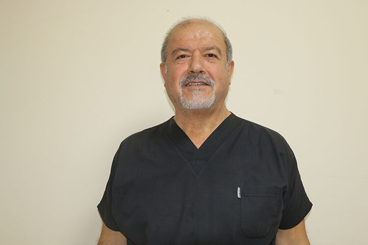 Anne babasının çalıştığı hastaneye pratisyen doktor oldu