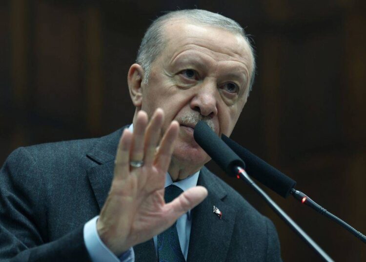 Erdoğan'dan PKK'nın ateşkes ilanına ilk yorum: 'Demir yumruğumuzu daima hazır tutuyoruz' 1 Erdoğan’dan TÜSİAD açıklaması geldi: Haddi aştı, buram buram provokasyon! Haddinizi bileceksiniz!