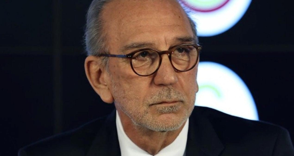 GS Başkan Yardımcısı Yelkencioğlu: O kadar polis vardı, meşaleler içeri nasıl girdi?