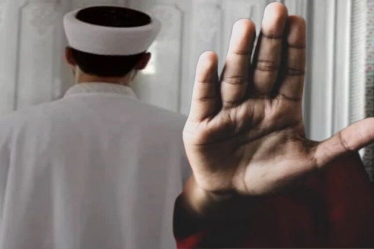 Bu nasıl yozlaşma! Öz kızlarına cinsel istismarda bulunan imam babaya 78 yıl hapis 1 Bu nasıl yozlaşma! Öz kızlarına cinsel istismarda bulunan imam babaya 78 yıl hapis