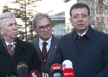 İmamoğlu: Ben üniversite arkadaşlarımla miting yapabilirim ama birisi tavla oynayacak adam bile bulamaz