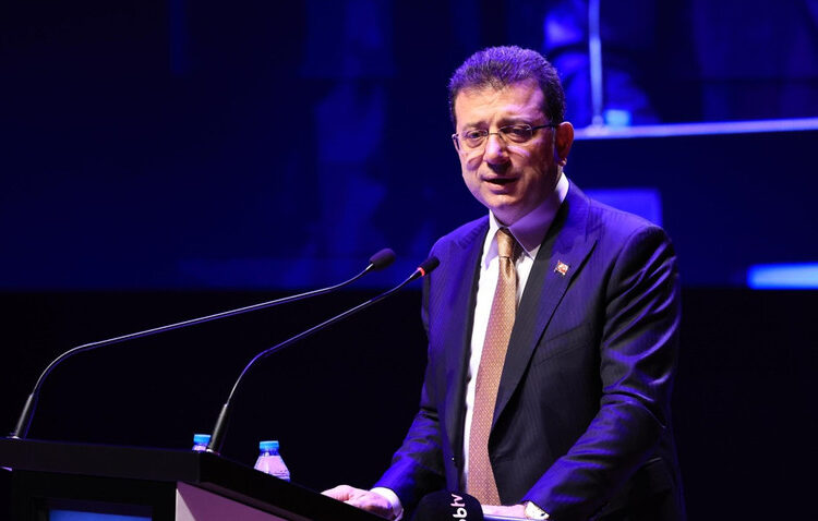 'Beni siyasette devre dışı bırakmaya çalışan isim: Sayın Cumhurbaşkanı' 1 ‘Beni siyasette devre dışı bırakmaya çalışan isim: Sayın Cumhurbaşkanı’