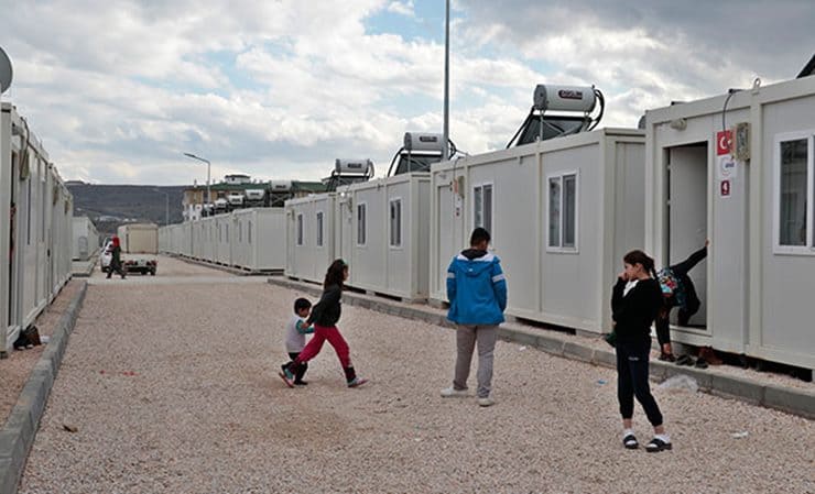 Depremin üzerinden 2 yıl geçti 652 bin depremzede konteynerde yaşıyor 1 Depremin üzerinden 2 yıl geçti 652 bin depremzede konteynerde yaşıyor
