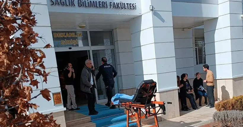 Dekan yardımcısını vuran öğrenci hayatını kaybetti, ailesi organlarını bağışladı