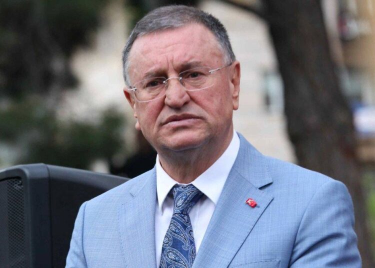 Lütfü Savaş'ın yeni işi belli oldu 1 Lütfü Savaş’ın yeni işi belli oldu