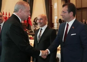 Özkök’ten İmamoğlu için kinayeli yazı: Muhtar bile olamaz!
