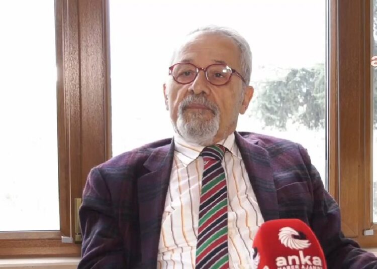 Naci Görür yanıt verdi: Ege'deki depremler Türkiye'yi etkiler mi? 1 Naci Görür yanıt verdi: Ege’deki depremler Türkiye’yi etkiler mi?
