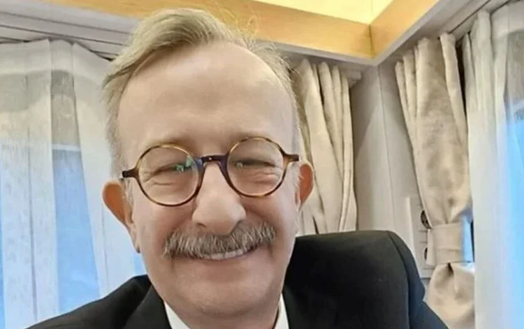 Adile Naşit'in yeğeni Naşit Özcan yoğun bakıma alındı 1 Adile Naşit’in yeğeni Naşit Özcan yoğun bakıma alındı