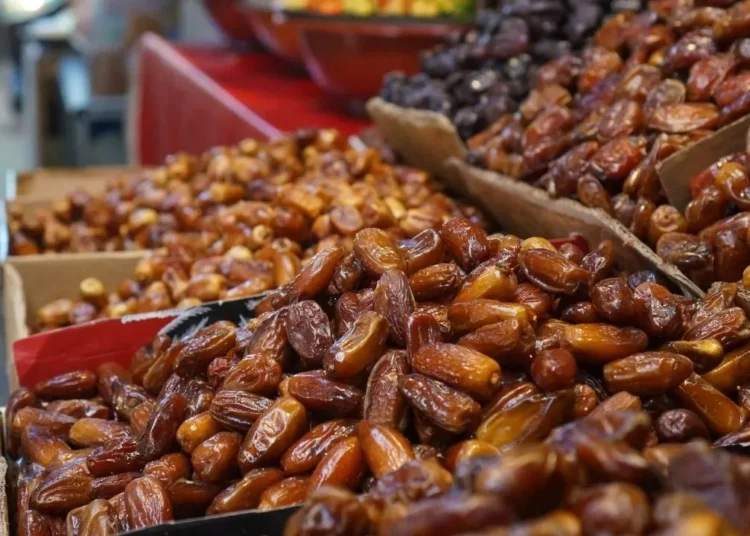 Ramazan öncesi hurma fiyatları el yakıyor: Tanesi 20 liraya ulaştı