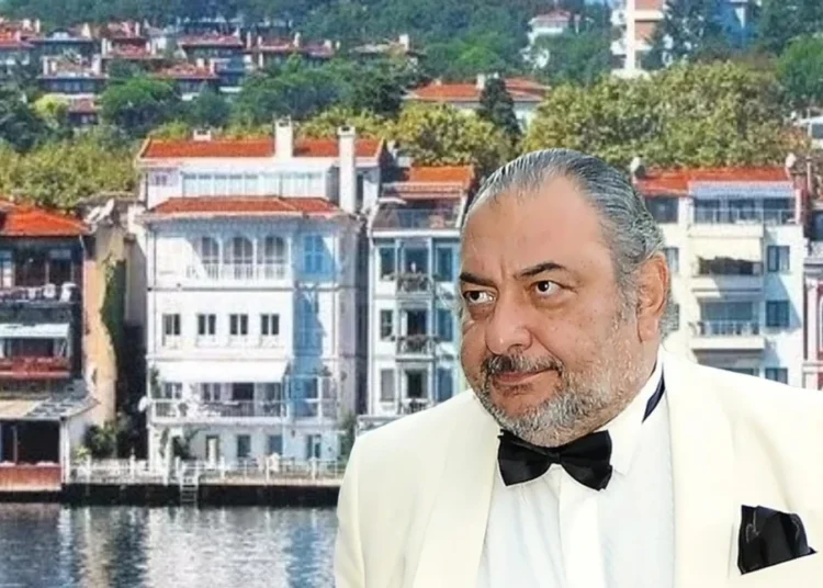 Hizmetçisi Reha Muhtar'ı soydu! Tapu kayıtlarını ve özel belgelerini çaldı 1 Hizmetçisi Reha Muhtar’ı soydu! Tapu kayıtlarını ve özel belgelerini çaldı