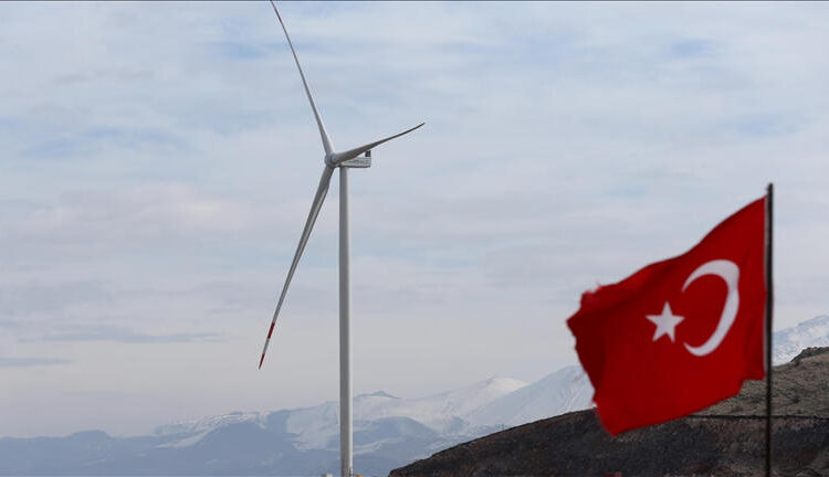 600 tonluk dev türbinler, rüzgarı elektriğe dönüştürüyor 1 600 tonluk dev türbinler, rüzgarı elektriğe dönüştürüyor