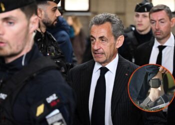 Eski Fransa Cumhurbaşkanı Nicolas Sarkozy’ye elektronik kelepçe takıldı