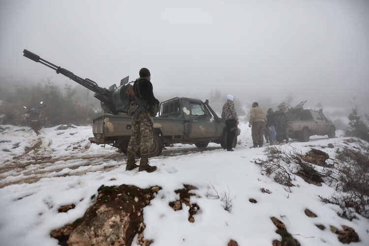 Suriye Ordusu, Lübnan sınırında Hizbullah’la çatışmaların ardından kontrolü ele aldı 4 Suriye Ordusu, Lübnan sınırında Hizbullah’la çatışmaların ardından kontrolü ele aldı