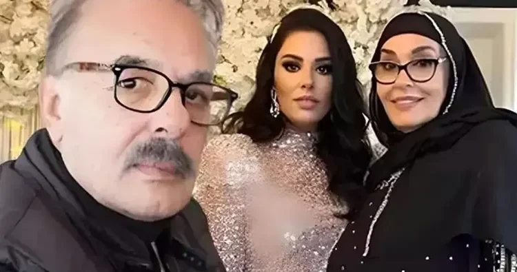 Tuğçe Tayfur, hastaneye kaldırılan annesi Necla Nazır'ın son durumunu açıkladı 1 Tuğçe Tayfur, hastaneye kaldırılan annesi Necla Nazır’ın son durumunu açıkladı