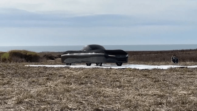 'Model A' uçan araba ilk kez havalandı!