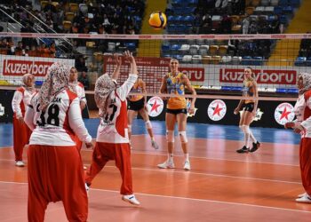 “Filenin Şalvarlı Sultanları”, Kuzeyboru ile gösteri maçı yaptı